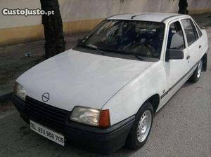 Opel Kadett 1.3 LS insp  Maio/88 - à venda - Ligeiros
