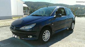 Peugeot 206 D/A Citadino Março/02 - à venda - Ligeiros