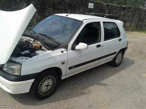 Renault Clio chip 1.2 injecçao Maio/97 - à venda -
