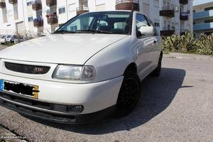 Seat Ibiza 6k Agosto/97 - à venda - Comerciais / Van,