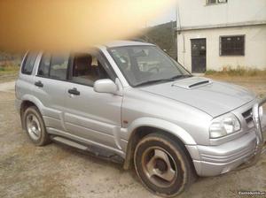 Suzuki Grand Vitara Jipe Fevereiro/99 - à venda - Ligeiros