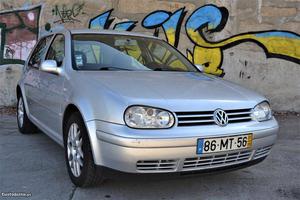 VW Golf 1.9 TDi HighLine Agosto/01 - à venda - Ligeiros