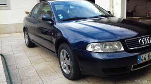 Audi A4 a4 tdi Novembro/95 - à venda - Ligeiros