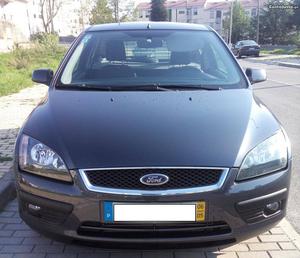 Ford Focus 1.6 sport van Maio/06 - à venda - Ligeiros