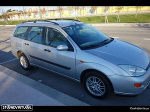 Ford Focus Carrina Abril/99 - à venda - Ligeiros