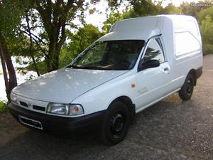 Nissan Sunny  Abril/94 - à venda - Comerciais / Van,