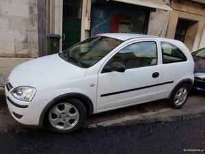 Opel Corsa 1.3 cdti Setembro/03 - à venda - Comerciais /