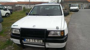 Opel Frontera 2.5 tds.sport Dezembro/96 - à venda -