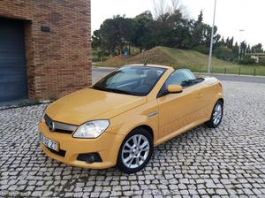 Opel Tigra TWING CDTI ROADSTER Fevereiro/05 - à venda -