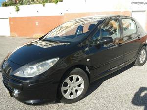 Peugeot 307 executive Janeiro/06 - à venda - Ligeiros