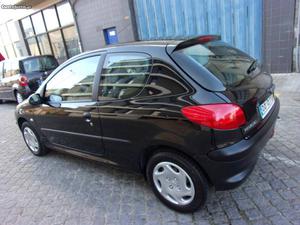Peugeot  lug Nova Março/00 - à venda - Ligeiros