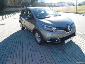 Renault Captur 1,5 DCI Exclusive 15 Julho/15 - à venda -