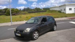 Renault Clio 1.2 cc Março/02 - à venda - Ligeiros
