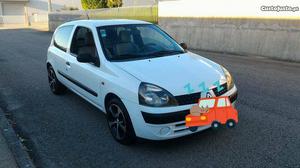 Renault Clio 1.5dci Abril/02 - à venda - Comerciais / Van,