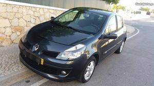 Renault Clio  V dynamique Junho/06 - à venda -