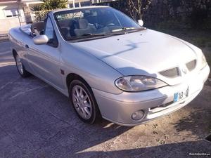 Renault Mégane Abril/99 - à venda - Descapotável /