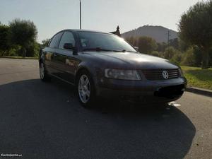 VW Passat 1.9 TDI Maio/97 - à venda - Ligeiros Passageiros,