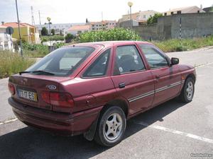 Ford Escort 1.4 Boston Janeiro/95 - à venda - Ligeiros