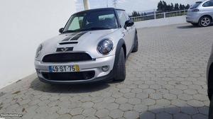 MINI Cooper Sd 2.0 Dezembro/13 - à venda - Ligeiros