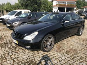 Mercedes-Benz CLS 320 cdi advangarde Outubro/07 - à venda -