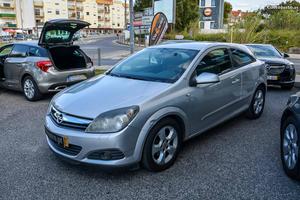 Opel Astra GTC V Fevereiro/06 - à venda - Ligeiros