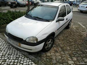 Opel Corsa 1.5 Setembro/99 - à venda - Comerciais / Van,
