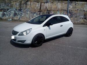 Opel Corsa Black Edition Junho/10 - à venda - Ligeiros