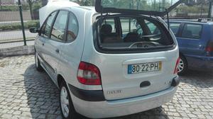 Renault Scénic rxe Março/00 - à venda - Ligeiros