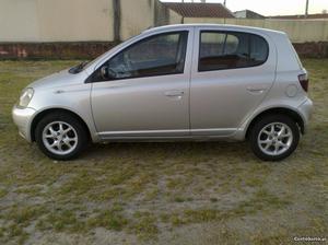 Toyota Yaris 1.0 VVTI - SOL Agosto/99 - à venda - Ligeiros