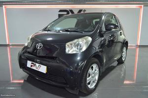 Toyota iQ 1.4 D-4D  KMS Novembro/09 - à venda -