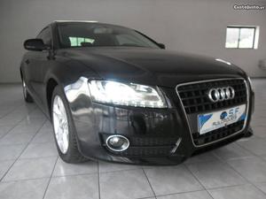 Audi A5 2.0 TDi (170CV) (2P) Julho/10 - à venda - Ligeiros