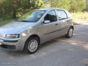 Fiat Punto 1.9 Jtd Diesel 5 lug Novembro/01 - à venda -