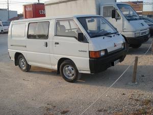 Mitsubishi L lugares Setembro/90 - à venda - Ligeiros