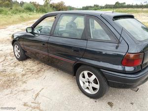 Opel Astra 1.7.TURBO Abril/93 - à venda - Ligeiros