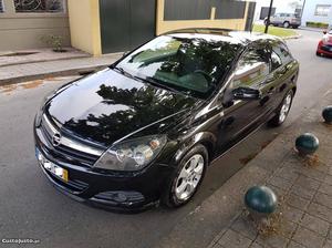 Opel Astra GTC 1.3 CDTI 5LUG Dezembro/05 - à venda -