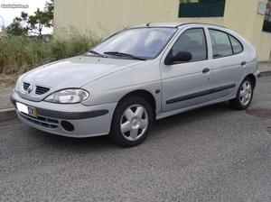 Renault Mégane 1.9D A/C J/E Janeiro/00 - à venda -