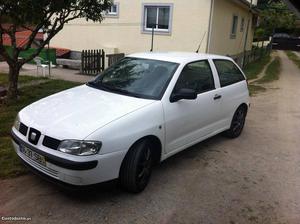 Seat Ibiza 1.9 SDI Junho/01 - à venda - Comerciais / Van,