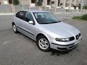 Seat Leon V Sport Junho/02 - à venda - Ligeiros