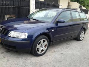 VW Passat 1.9 Tdi 115cv Abril/00 - à venda - Ligeiros