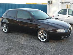 Alfa Romeo  jtd 115 cv Fevereiro/02 - à venda -