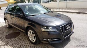 Audi A3 1.6 SB TDI attract Março/11 - à venda - Ligeiros