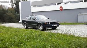 BMW 524 td Setembro/88 - à venda - Ligeiros Passageiros,