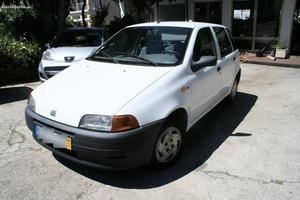 Fiat Punto  S Novembro/96 - à venda - Ligeiros