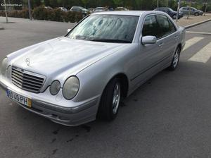 Mercedes-Benz E 270 cdi avantgard aceito retoma Março/00 -