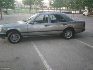 Mercedes-Benz d Março/89 - à venda - Ligeiros