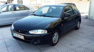 Mitsubishi Colt 1 DONO Abril/00 - à venda - Ligeiros