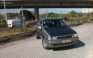 Opel Corsa 1.5 td Maio/92 - à venda - Ligeiros Passageiros,