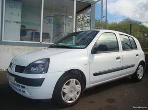 Renault Clio 1.5 DCI 5P Julho/03 - à venda - Ligeiros