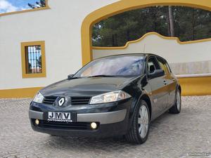 Renault Mégane 1.5 DCI AC Maio/03 - à venda - Ligeiros