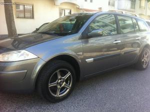 Renault Mégane 1.5dci Julho/04 - à venda - Ligeiros